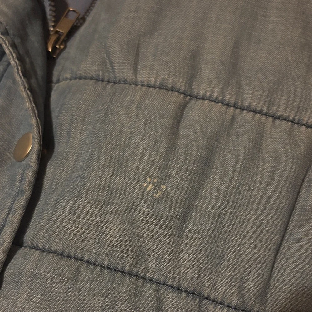 Skies Are Blue Light Denim Quilted Puffer Vest - Picture 3 of 5